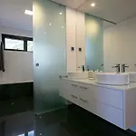 Διαμέρισμα Spacious Luxury With A Great View, Funchal, Free Wifi And Parking