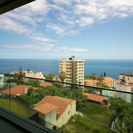 Spacious Luxury With A Great View, Funchal, Free Wifi And Parking