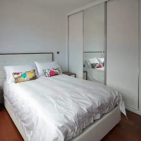 Spacious Luxury With A Great View, Funchal, Free Wifi And Parking Διαμέρισμα Φουνκάλ
