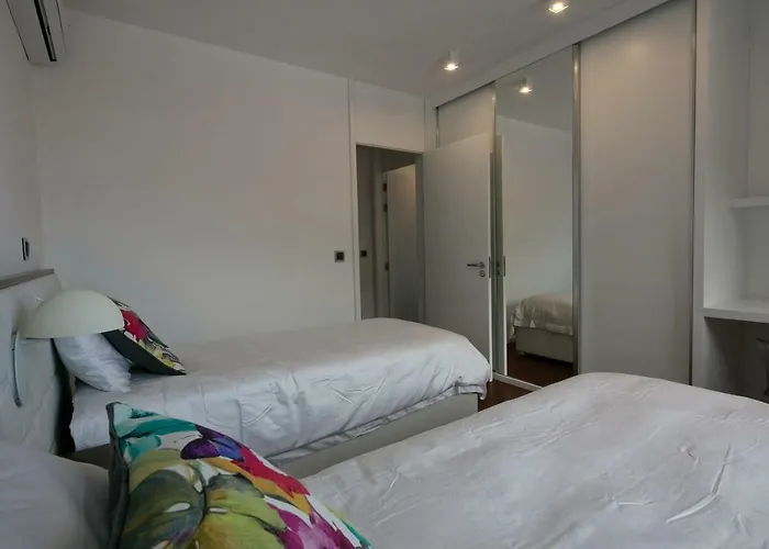 Spacious Luxury With A Great View, Funchal, Free Wifi And Parking * Funchal (Madeira)