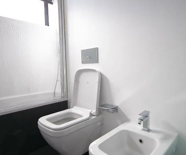 Lejlighed Spacious Luxury With A Great View, Funchal, Free Wifi And Parking